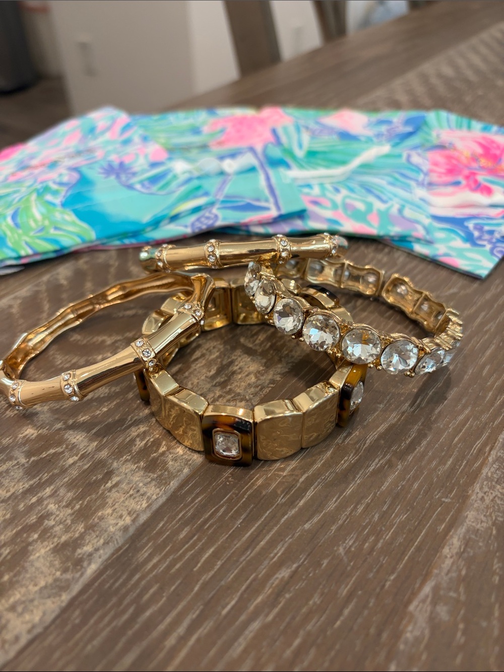 Set of 4 Lilly Pulitzer Bracelets with Jewelry Pouches